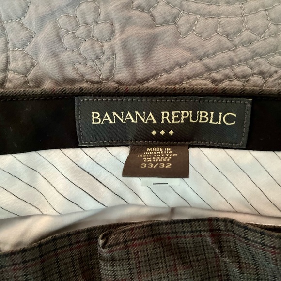 Banana Republic plaid pants with hints of black, grey, red. - Picture 2 of 7